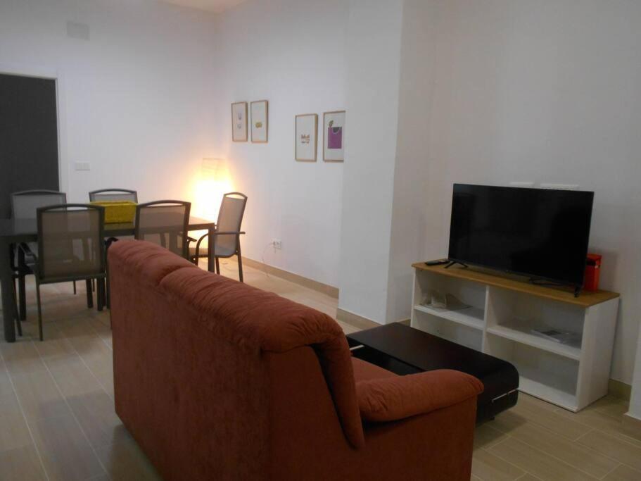 Appartamento Twinflats 2 Valenza Esterno foto